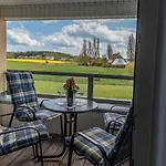 Haus Inselperle Mit Blick Auf Den Bodden Apartment *
