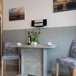 Haus Inselperle Mit Blick Auf Den Bodden
