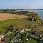 Haus Inselperle Mit Blick Auf Den Bodden Apartment Alt Reddevitz