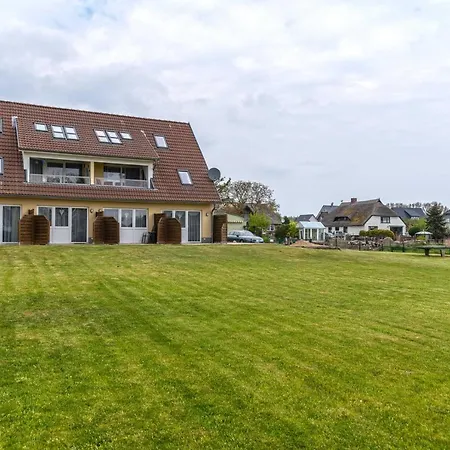 Apartment Haus Inselperle Mit Blick Auf Den Bodden Alt Reddevitz