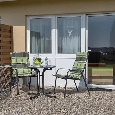 Haus Inselperle Mit Blick Auf Den Bodden דירה אלט רדביץ